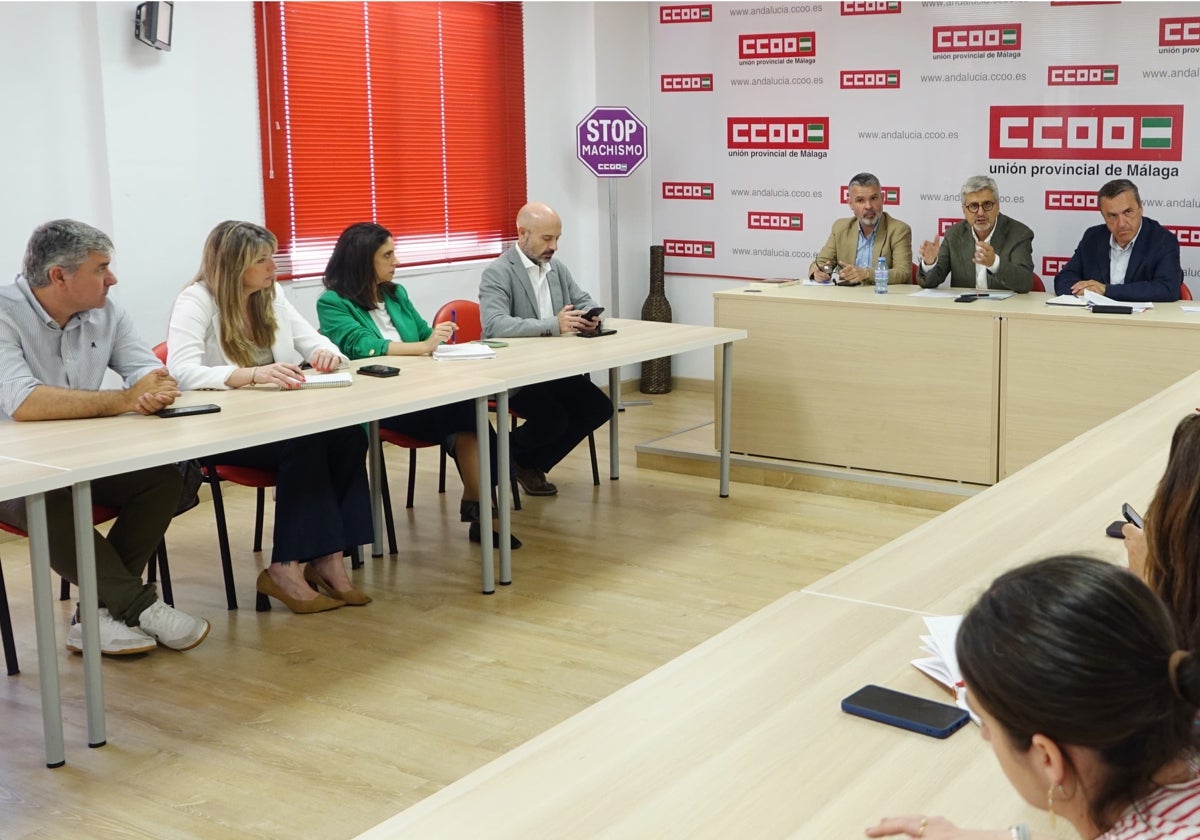 Reunión de las ejecutivas del PSOE y CCOO en la sede del sindicato.
