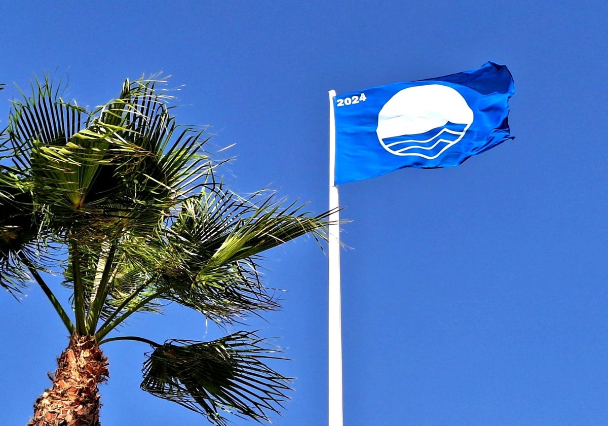 Torremolinos ondea la Bandera Azul en sus cuatro playas