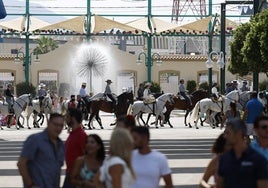 La Feria de Málaga estrena ordenanza: normas de acceso, botellón y horarios