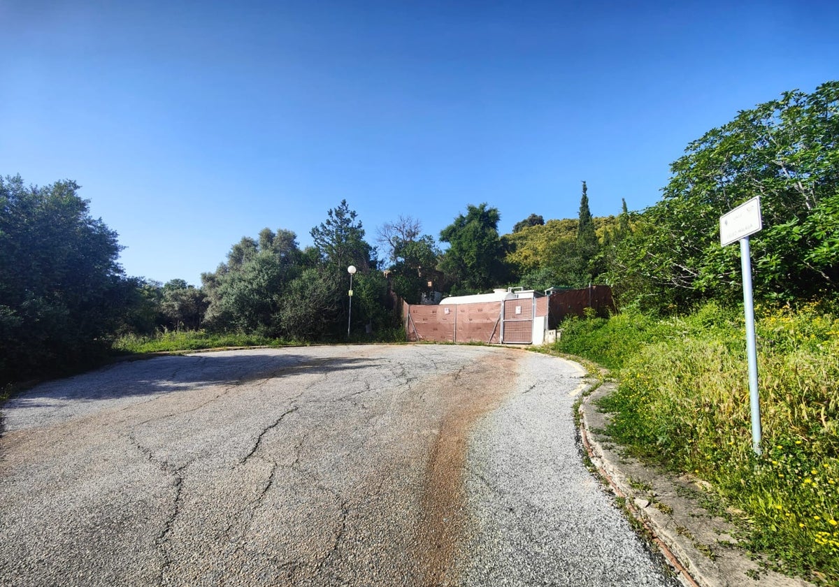 Vista de las instalaciones del segundo pozo que se abrió en la urbanización Miralmonte.