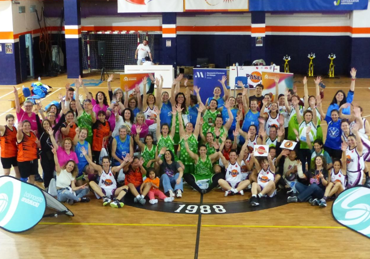 Carranque acoge una nueva edición de la Fiesta del Basket Femenino +35