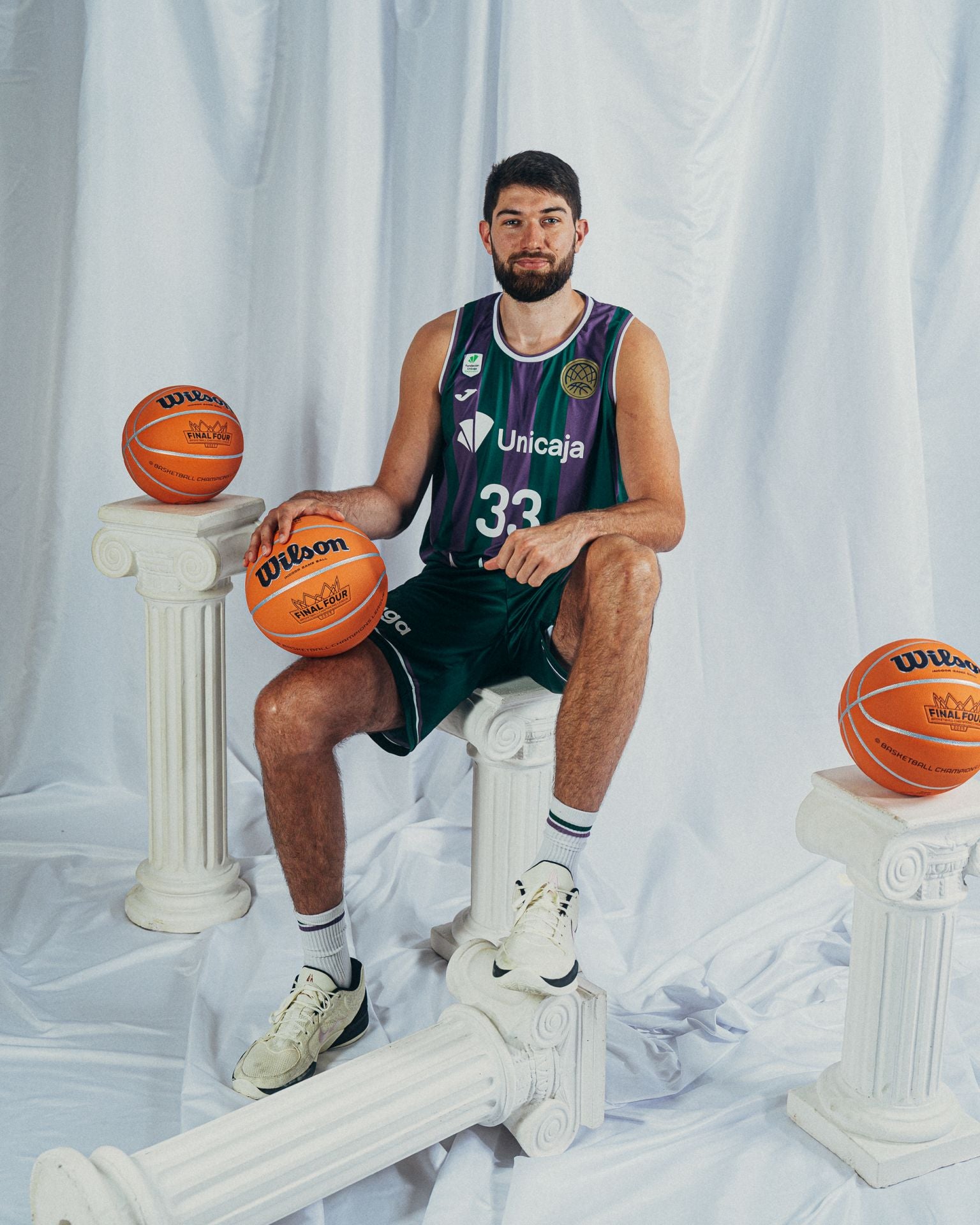 La sesión oficial de fotos del Unicaja para la Final Four de Atenas