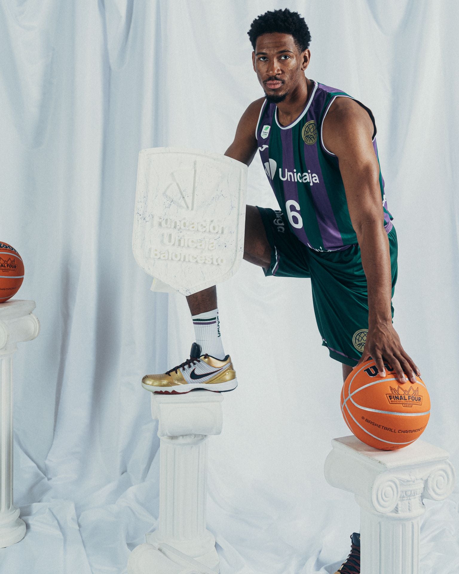 La sesión oficial de fotos del Unicaja para la Final Four de Atenas