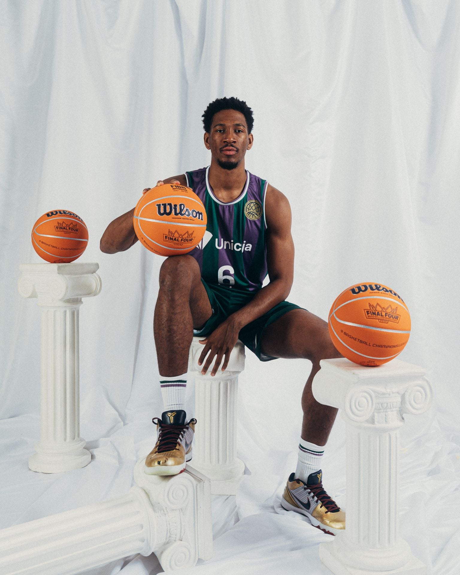 La sesión oficial de fotos del Unicaja para la Final Four de Atenas