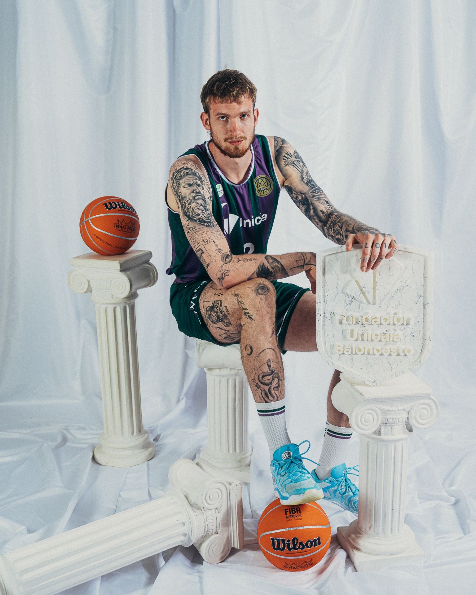 La sesión oficial de fotos del Unicaja para la Final Four de Atenas