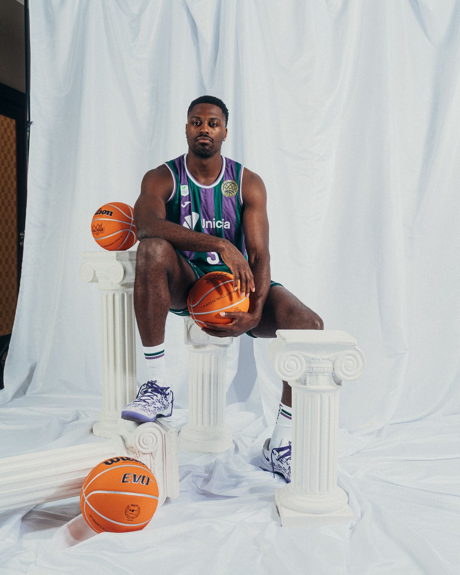 La sesión oficial de fotos del Unicaja para la Final Four de Atenas