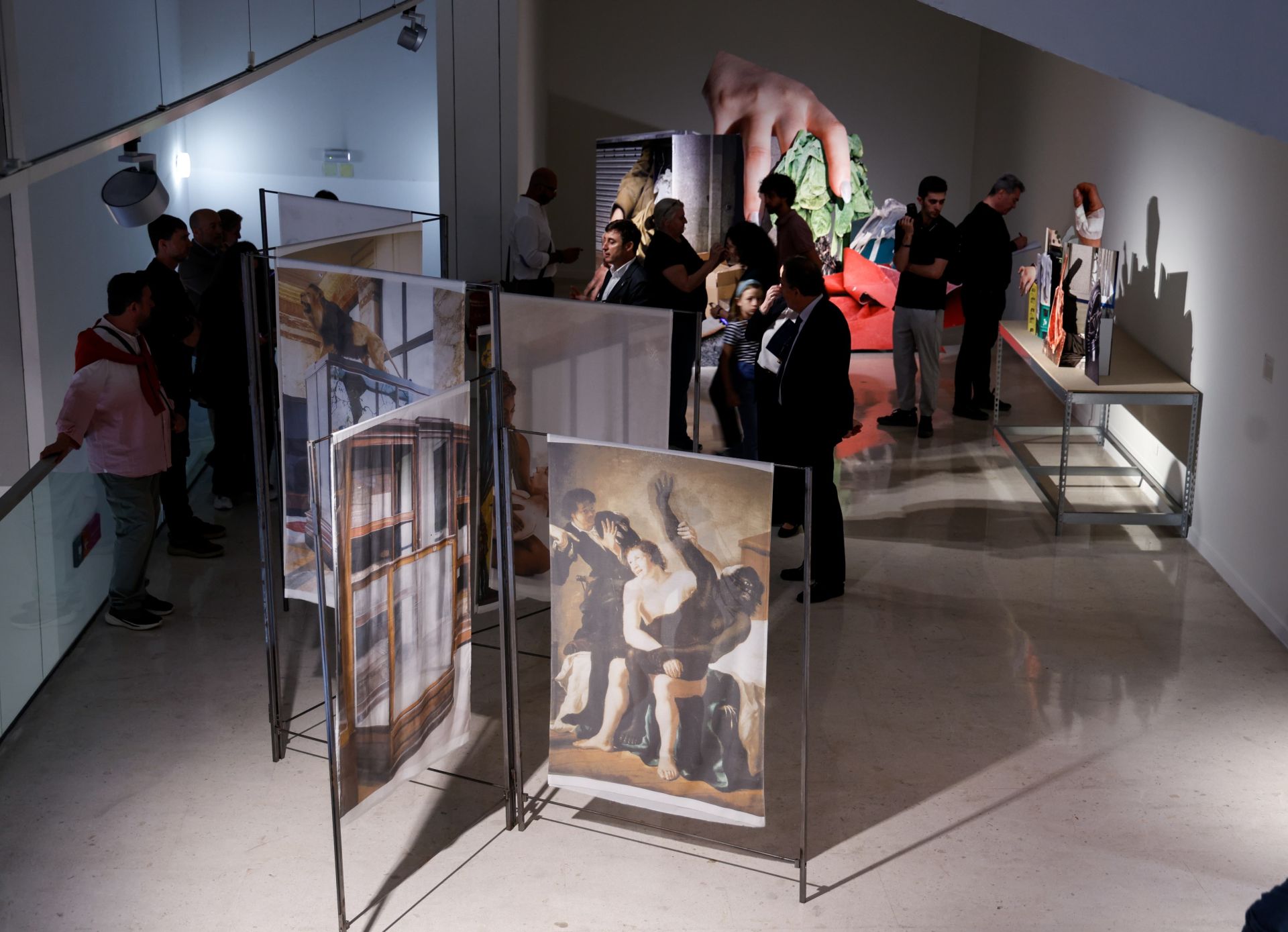 Exposición &#039;Omnímoda. La fotografía como display&#039; en el MUCAC La Coracha