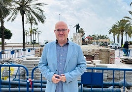 El teniente de Alcalde de Torre del Mar, este viernes junto a las obras.