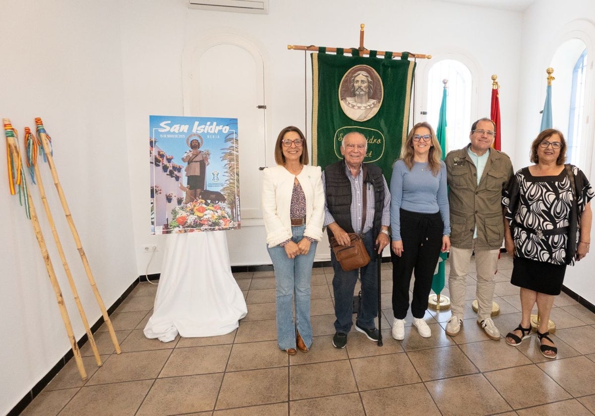 Una exposición repasa más de cuatro décadas de romería de San Isidro en Nerja