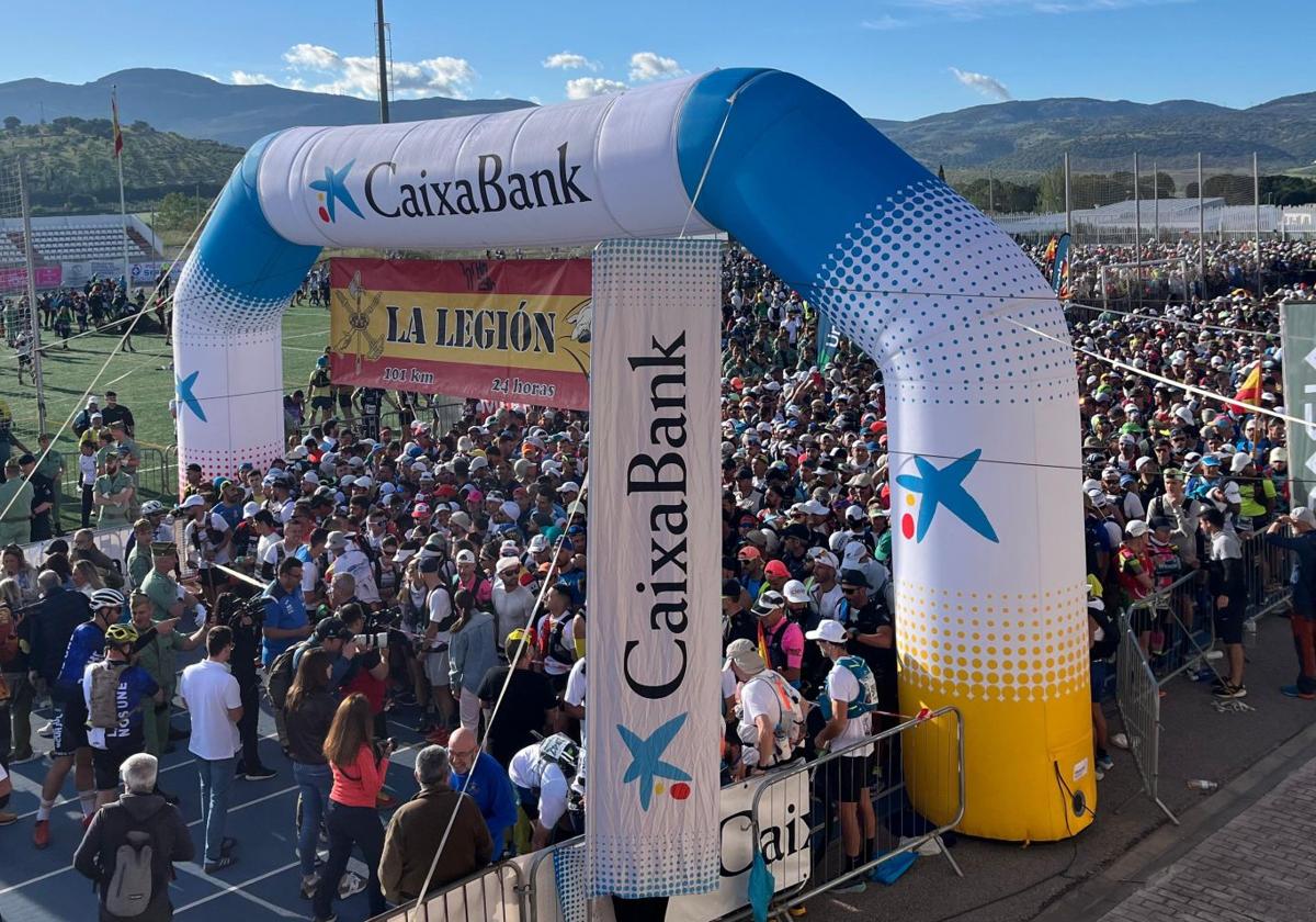 Más de 9.000 corredores desafían los 101 kilómetros de Ronda con un límite de 24 horas