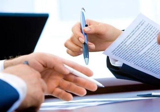 El aviso de Consumo antes de contratar servicios de internet o telefonía