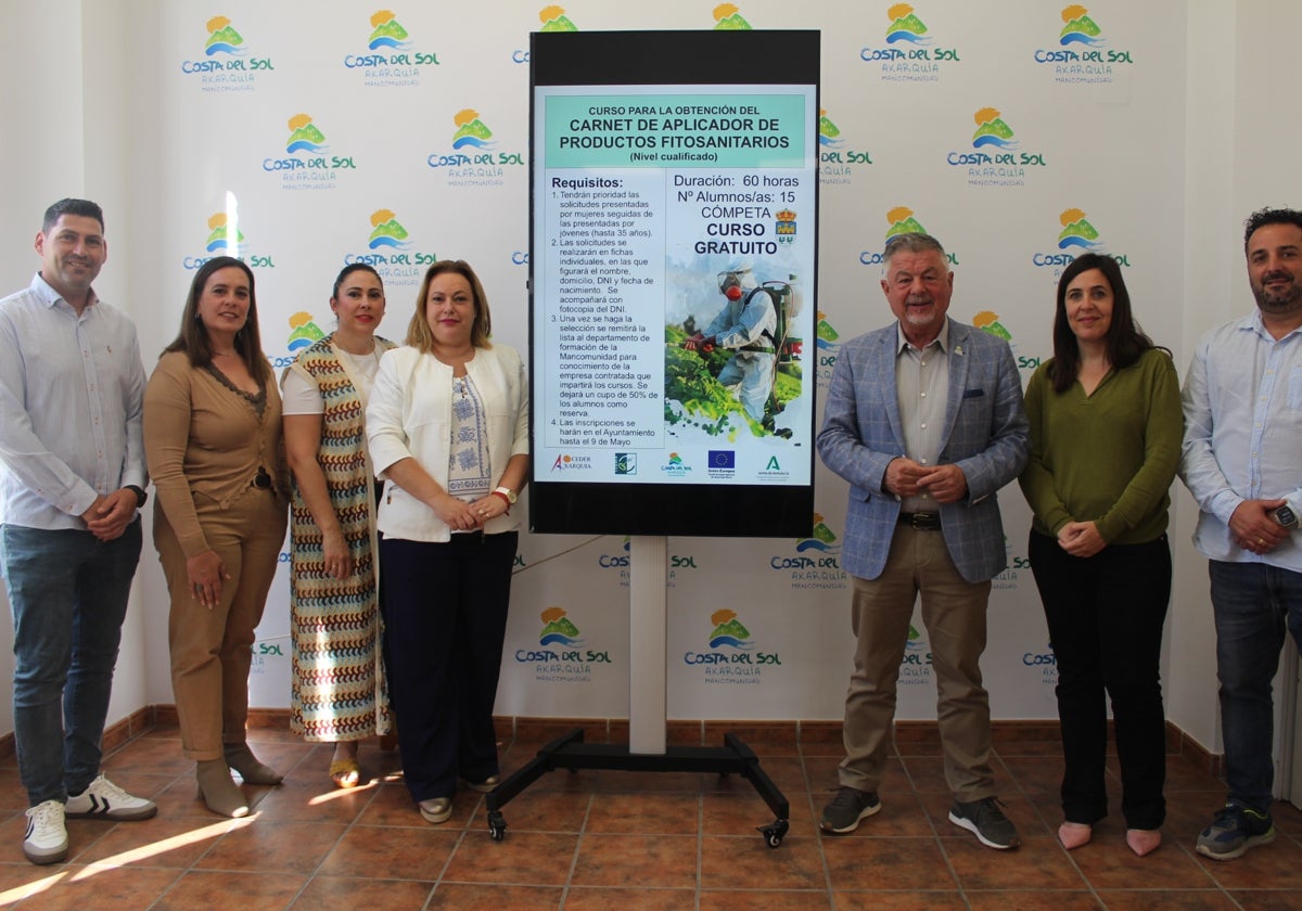 Acto de presentación de la iniciativa de formación en la sede de la Mancomunidad Oriental.