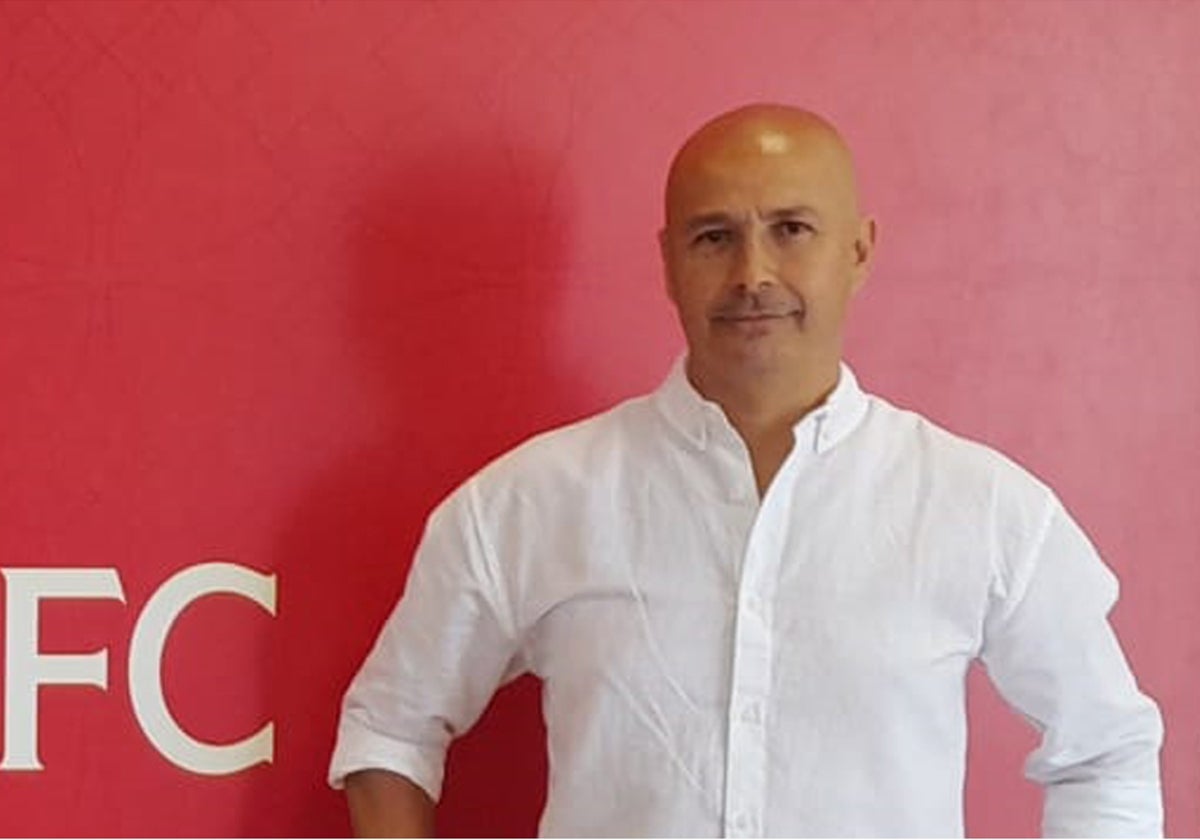 El insólito cambio de entrenador del Torre del Mar justo antes de unos 'play-off' de ascenso