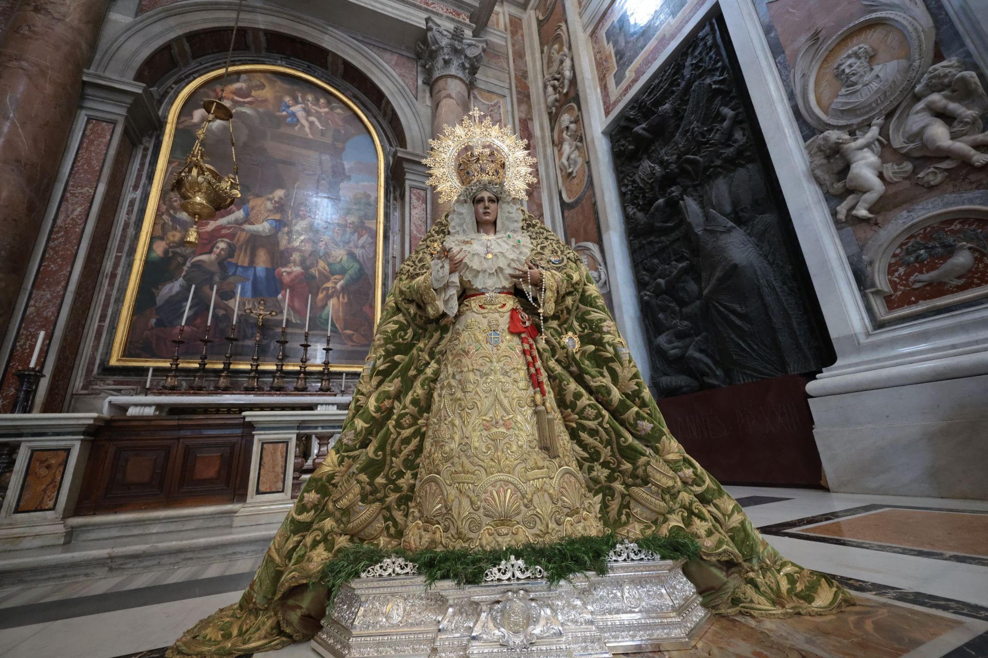 La Esperanza de Málaga, en San Pedro del Vaticano