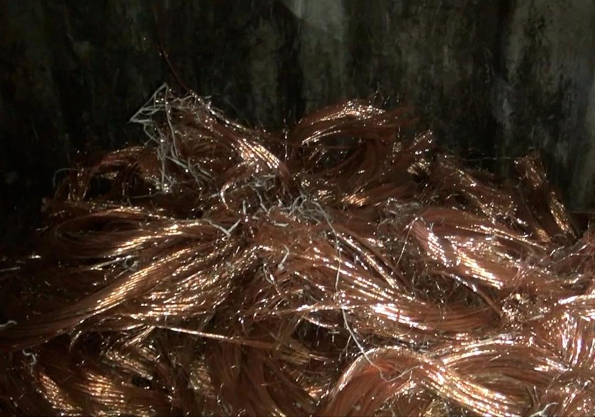 Acoge por caridad a un hombre en su casa y acaba secuestrado para vender cobre robado
