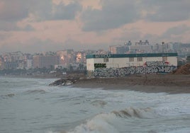 Imagen de la EBAR de Guadalmar, afectada por la regresión costera.