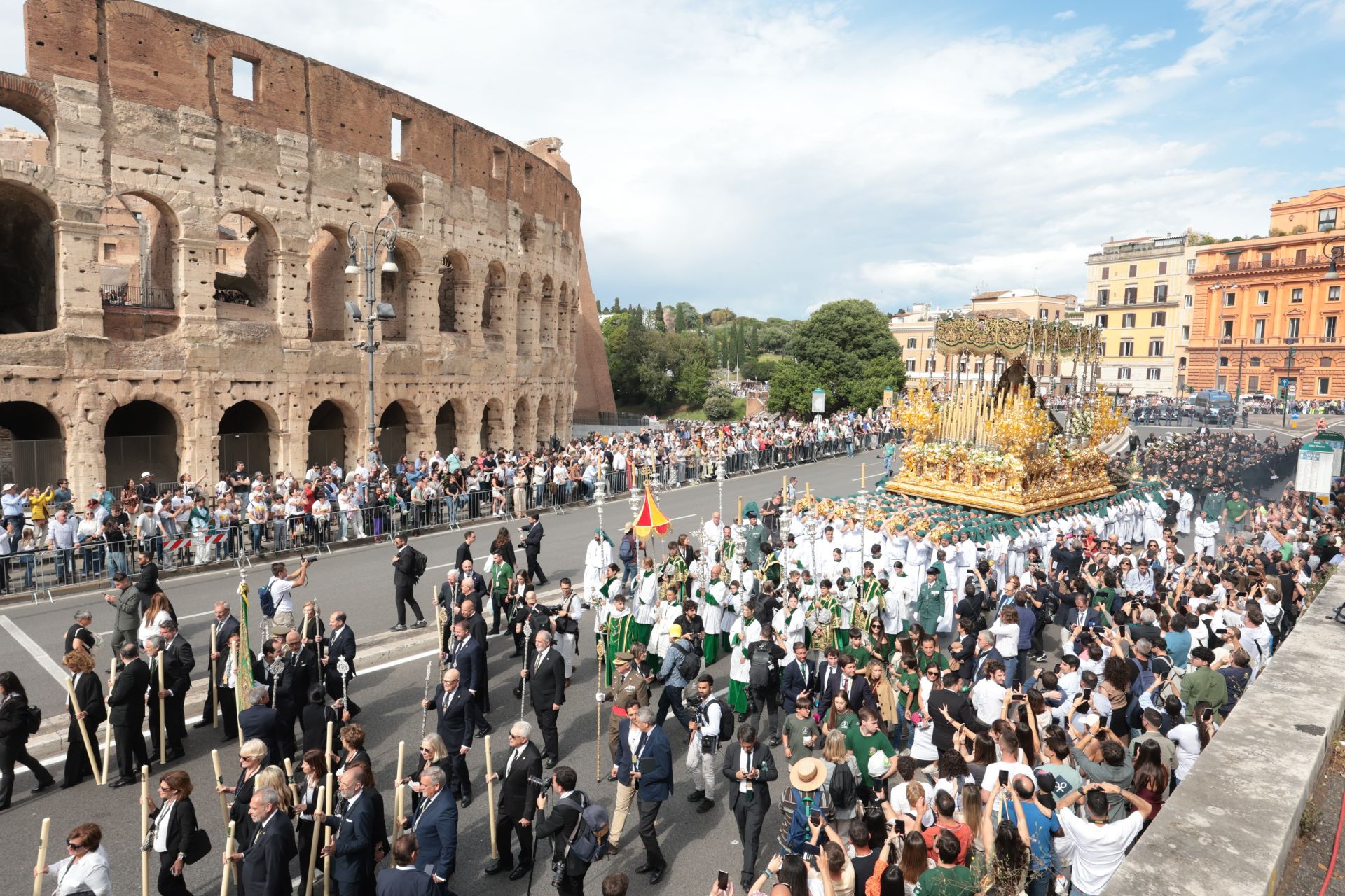 La Gran Procesión de la Esperanza en Roma, en imágenes