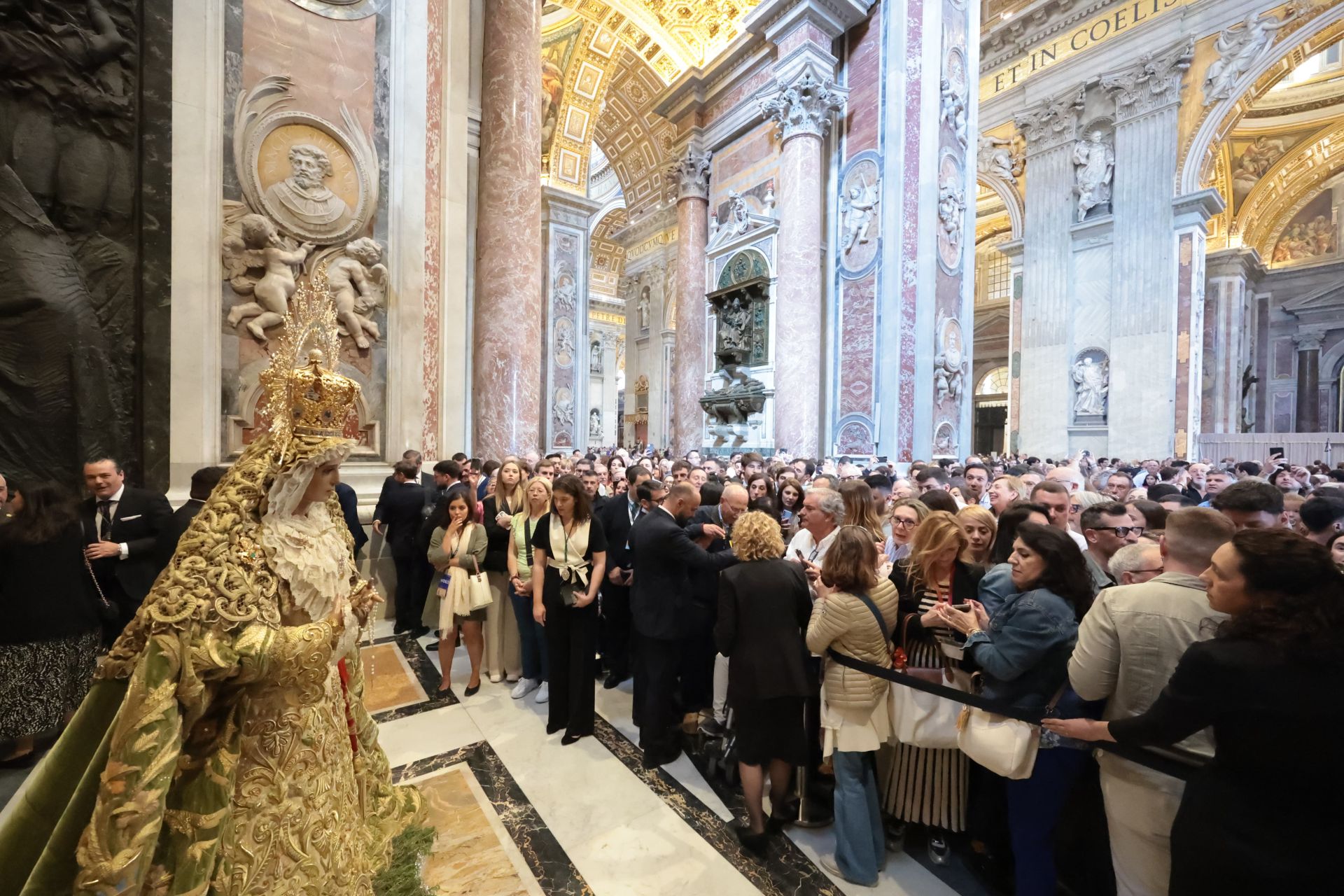 La Esperanza de Málaga, en San Pedro del Vaticano