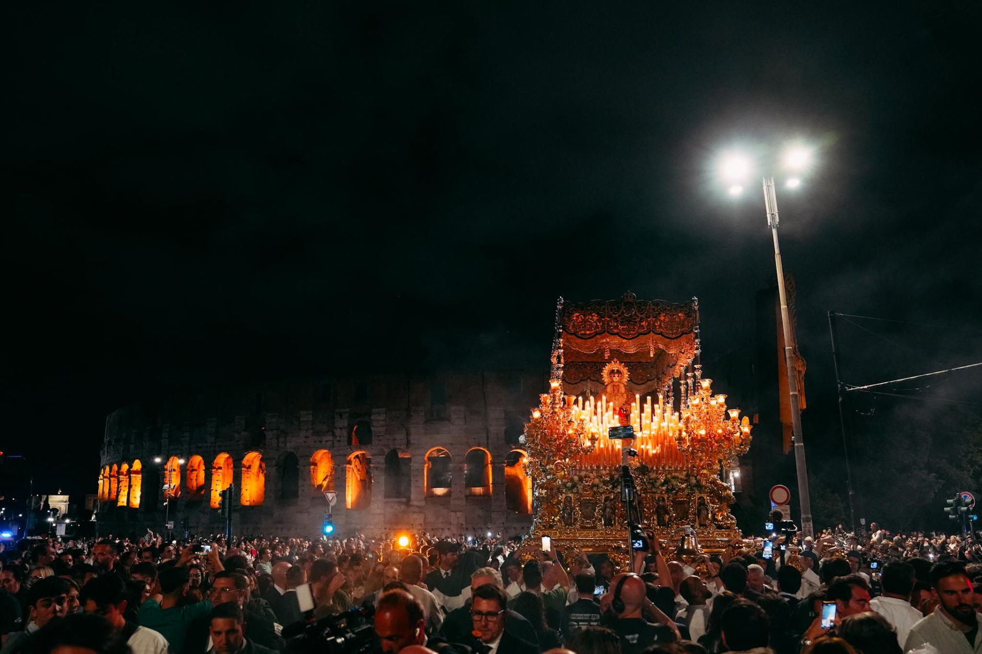 La Gran Procesión de la Esperanza en Roma, en imágenes