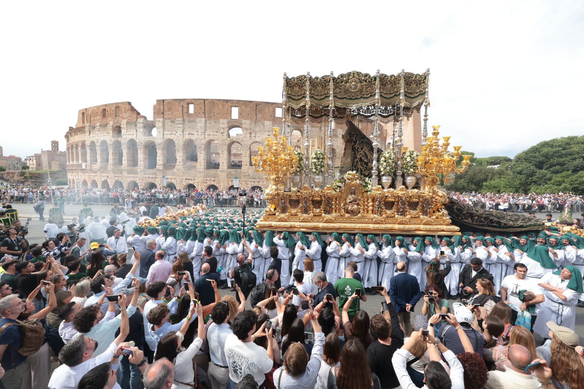 La Gran Procesión de la Esperanza en Roma, en imágenes