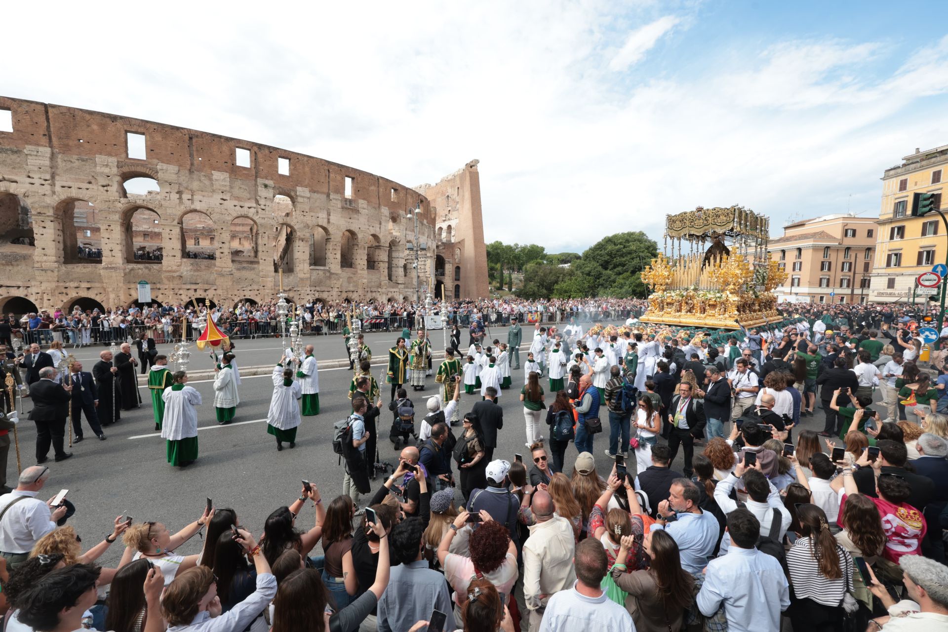 La Gran Procesión de la Esperanza en Roma, en imágenes