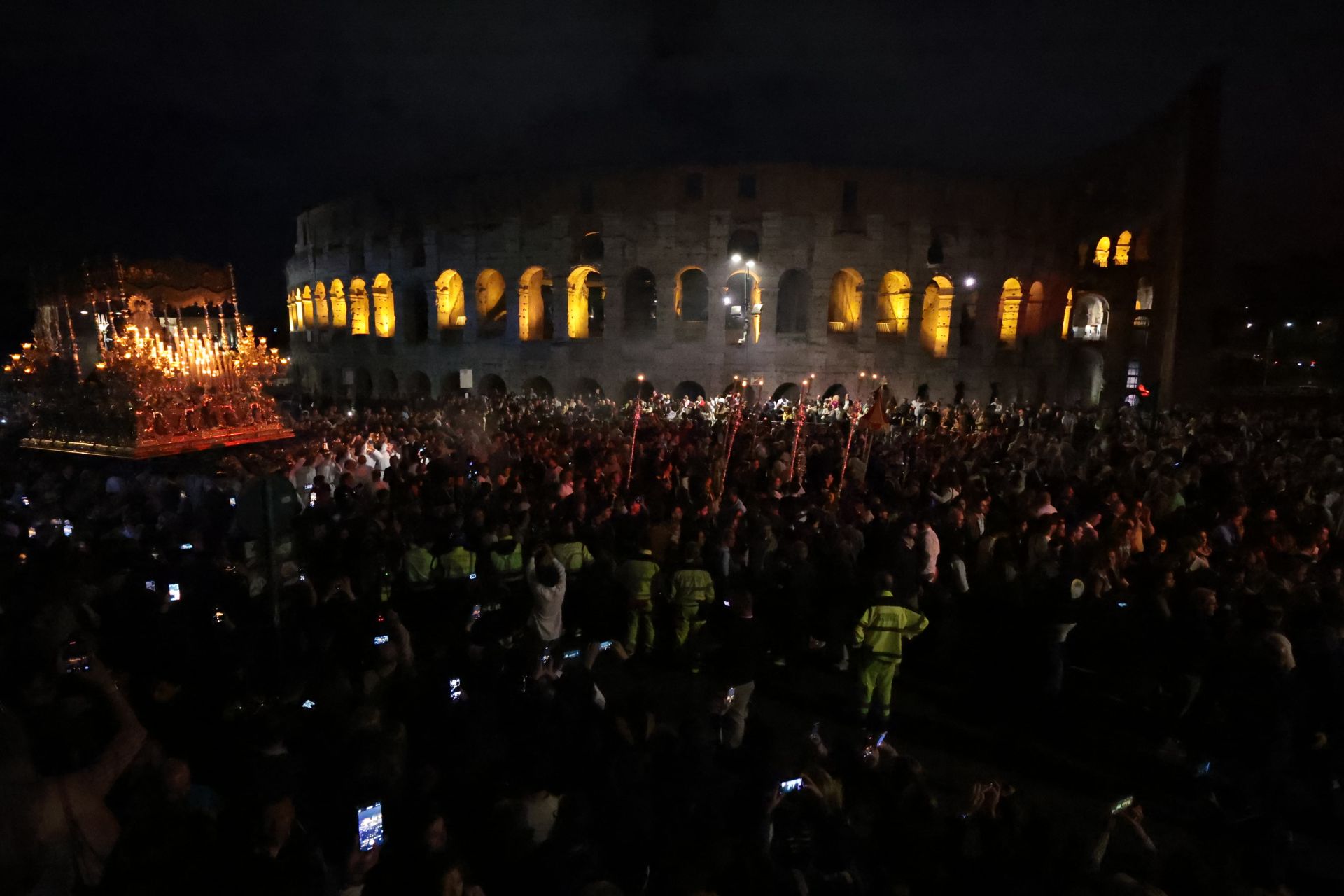 La Gran Procesión de la Esperanza en Roma, en imágenes