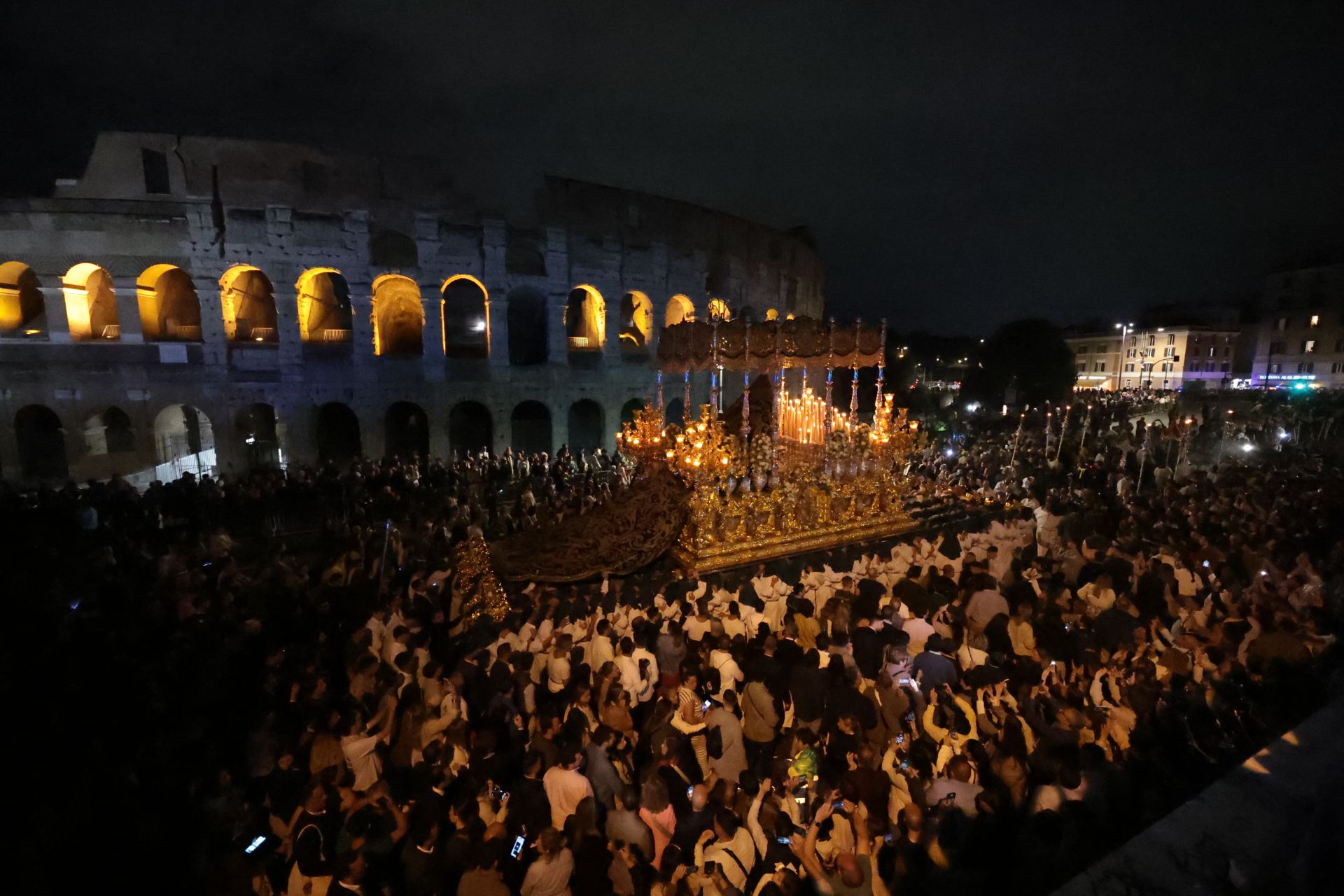 La Gran Procesión de la Esperanza en Roma, en imágenes