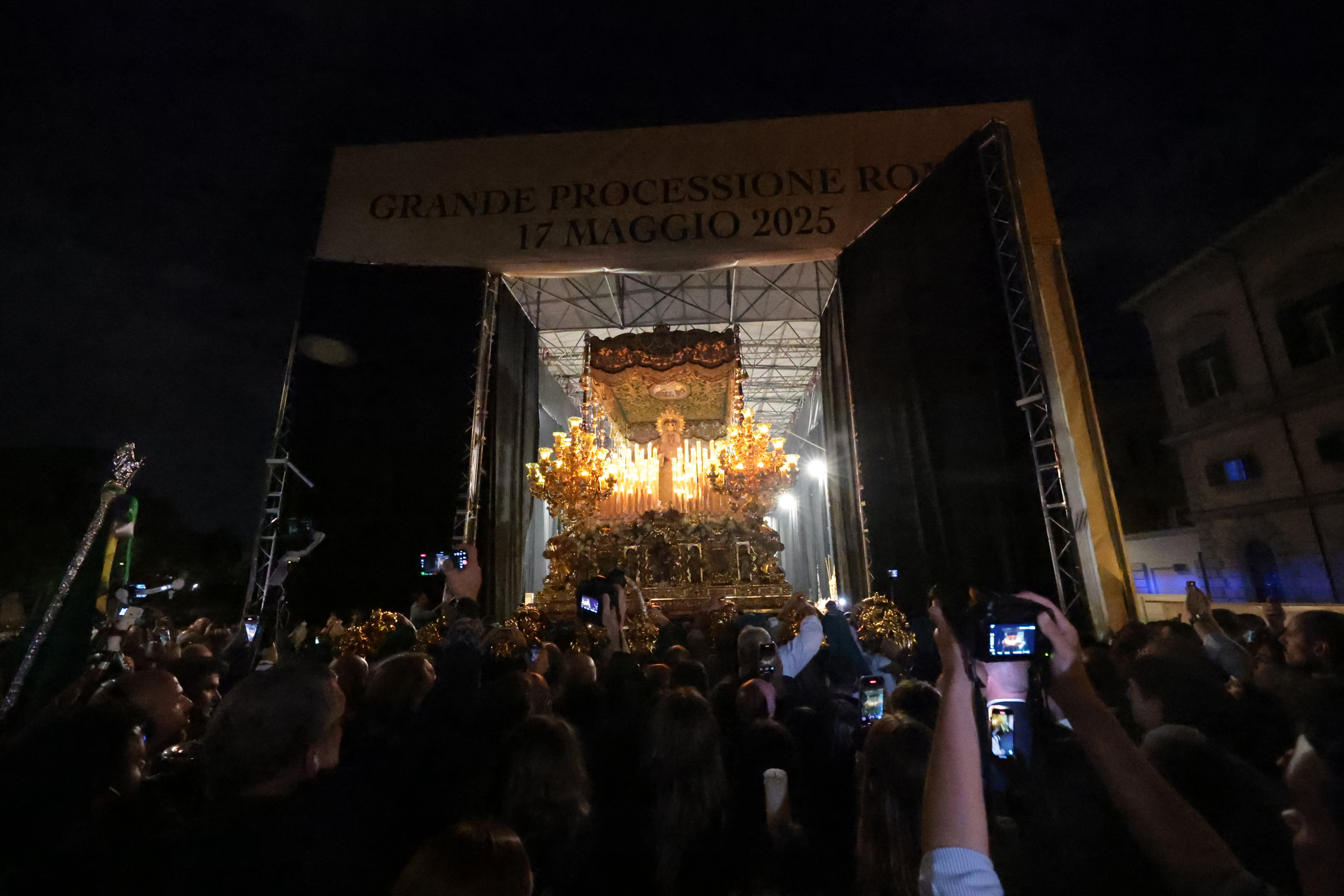 La Gran Procesión de la Esperanza en Roma, en imágenes