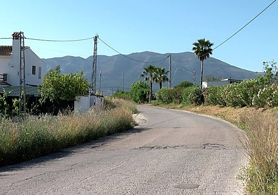 Carretera que conecta el núcleo urbano de Alhaurín el Grande y la pedanía de Villafranco.