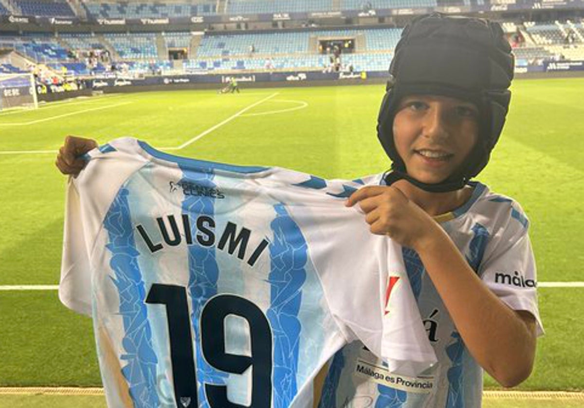 El fan más joven de Luismi ya tiene su camiseta