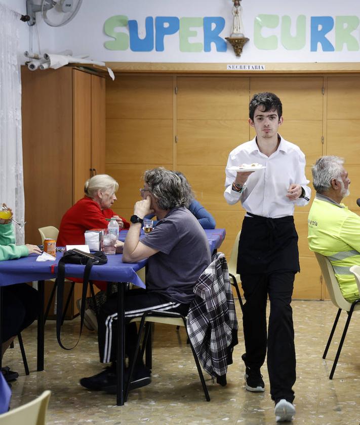 Imagen secundaria 2 - Supercurrantes y emprendedores: menús a 5 euros en Gamarra