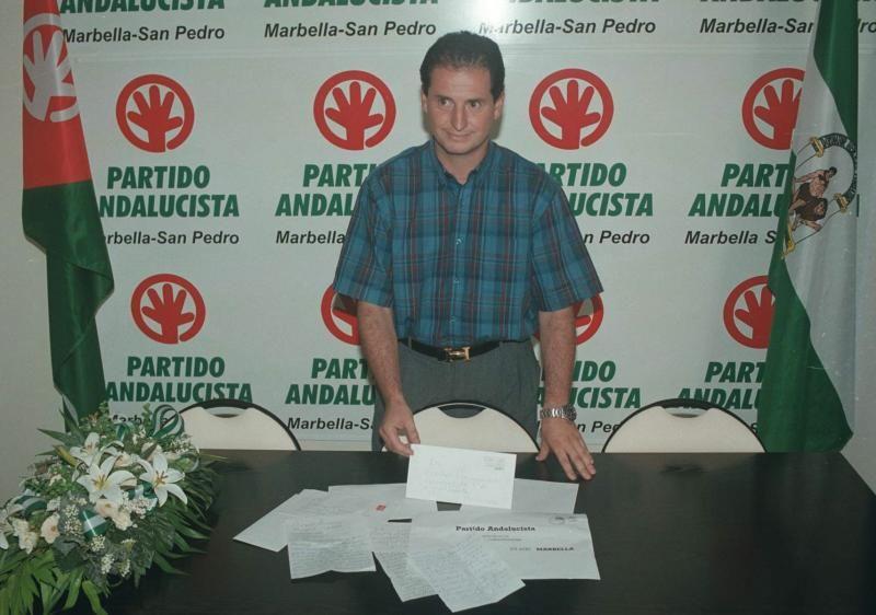 En una rueda de prensa con el Partido Andalucista, en el año 2000