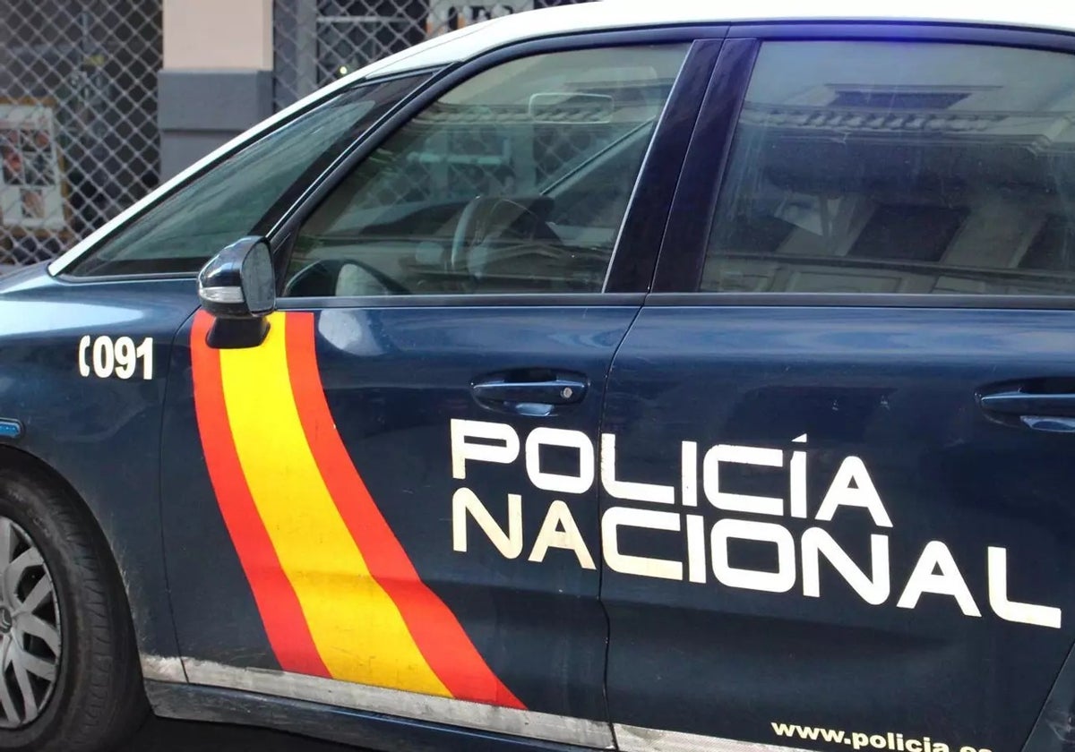 Una tarde entre amigos que casi acaba en tragedia en El Palo: la estrangula para quitarle las llaves y robarle