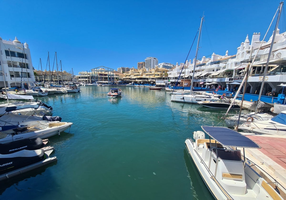 Vista del puerto deportivo de Benalmádena.