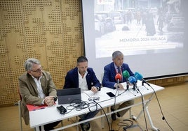 El presidente provincial de Cruz Roja, Luis Utrilla (a la derecha), valoró la situación del aeropuerto y las personas sin hogar que ahí se refugian.