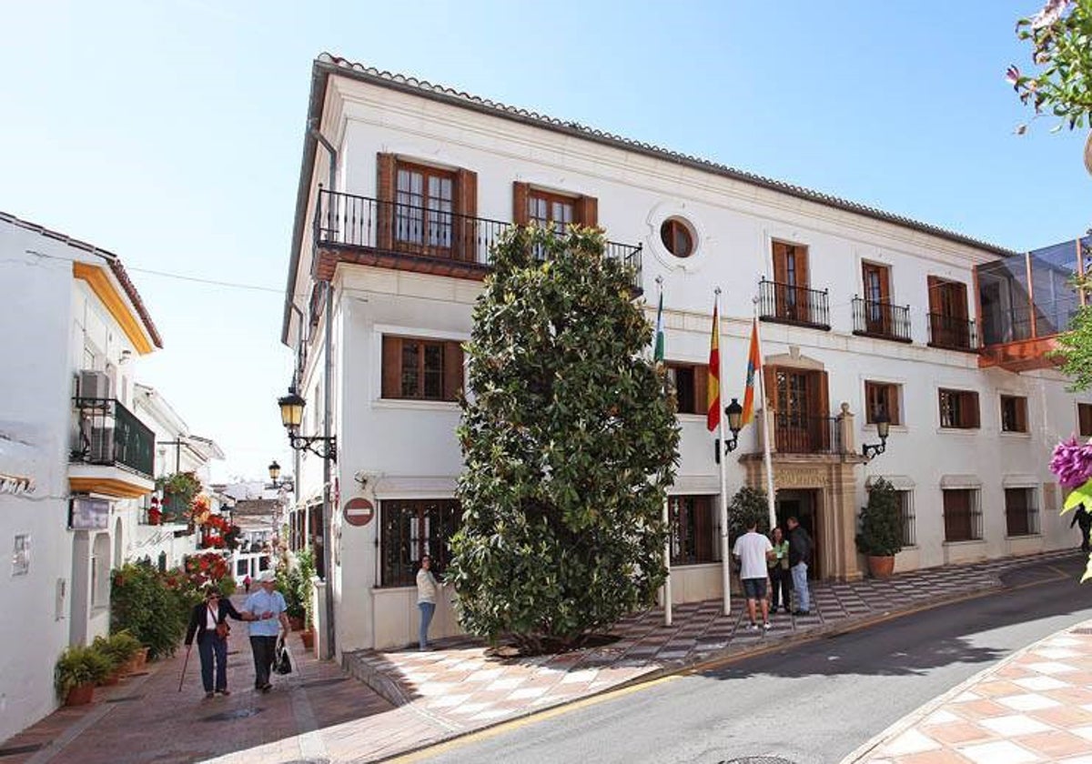 La oposición alerta contra un suplemento de crédito que el Ayuntamiento de Benalmádena prevé aprobar en pleno este jueves