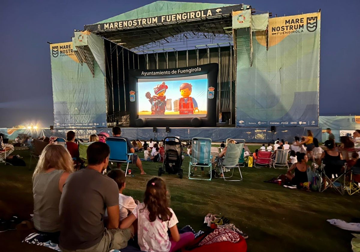 Cine de verano en Marenostrum.