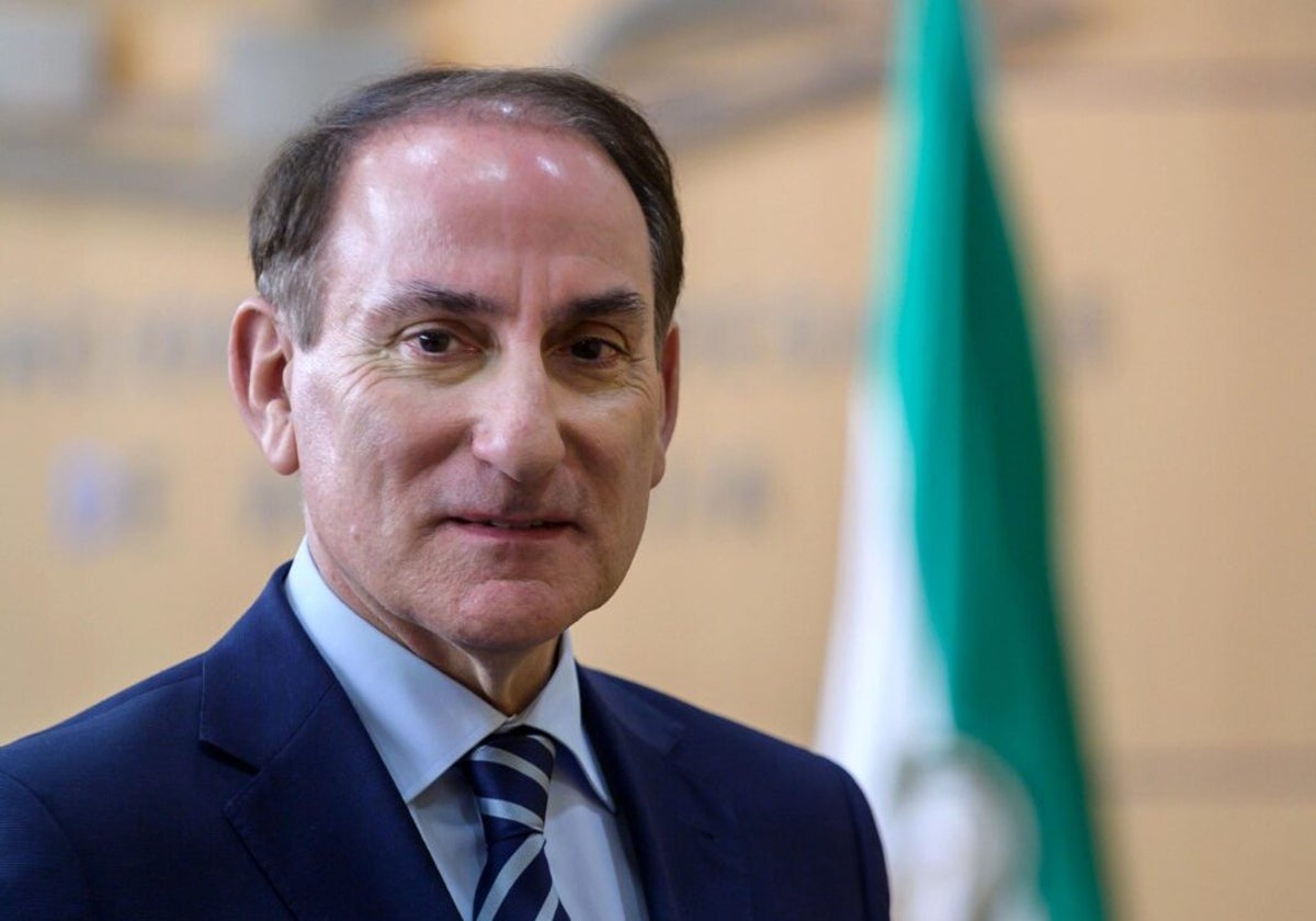El presidente de la CEA, Javier González de Lara.