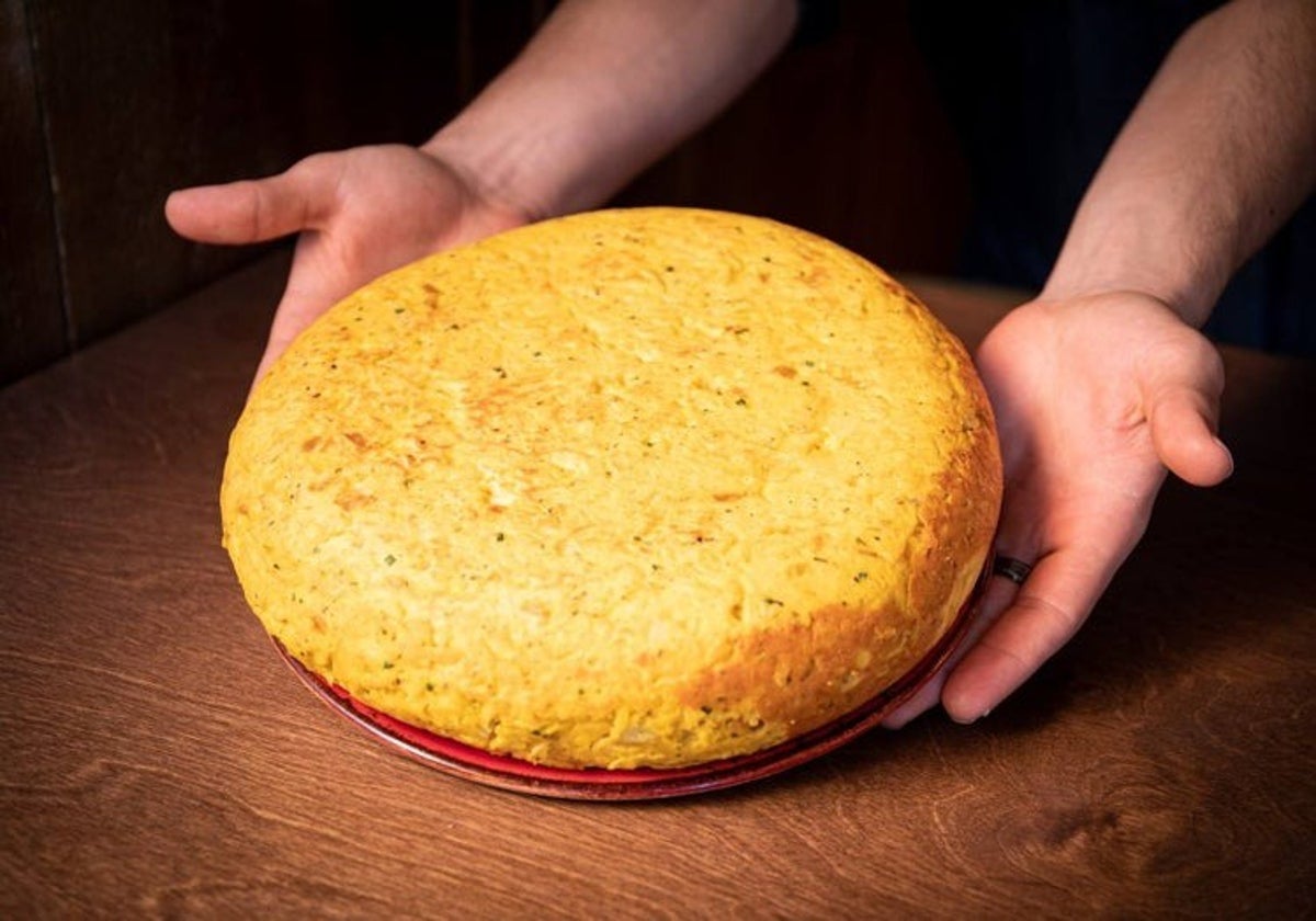 Málaga, primera parada de un concurso para elegir la mejor tortilla de patatas de España