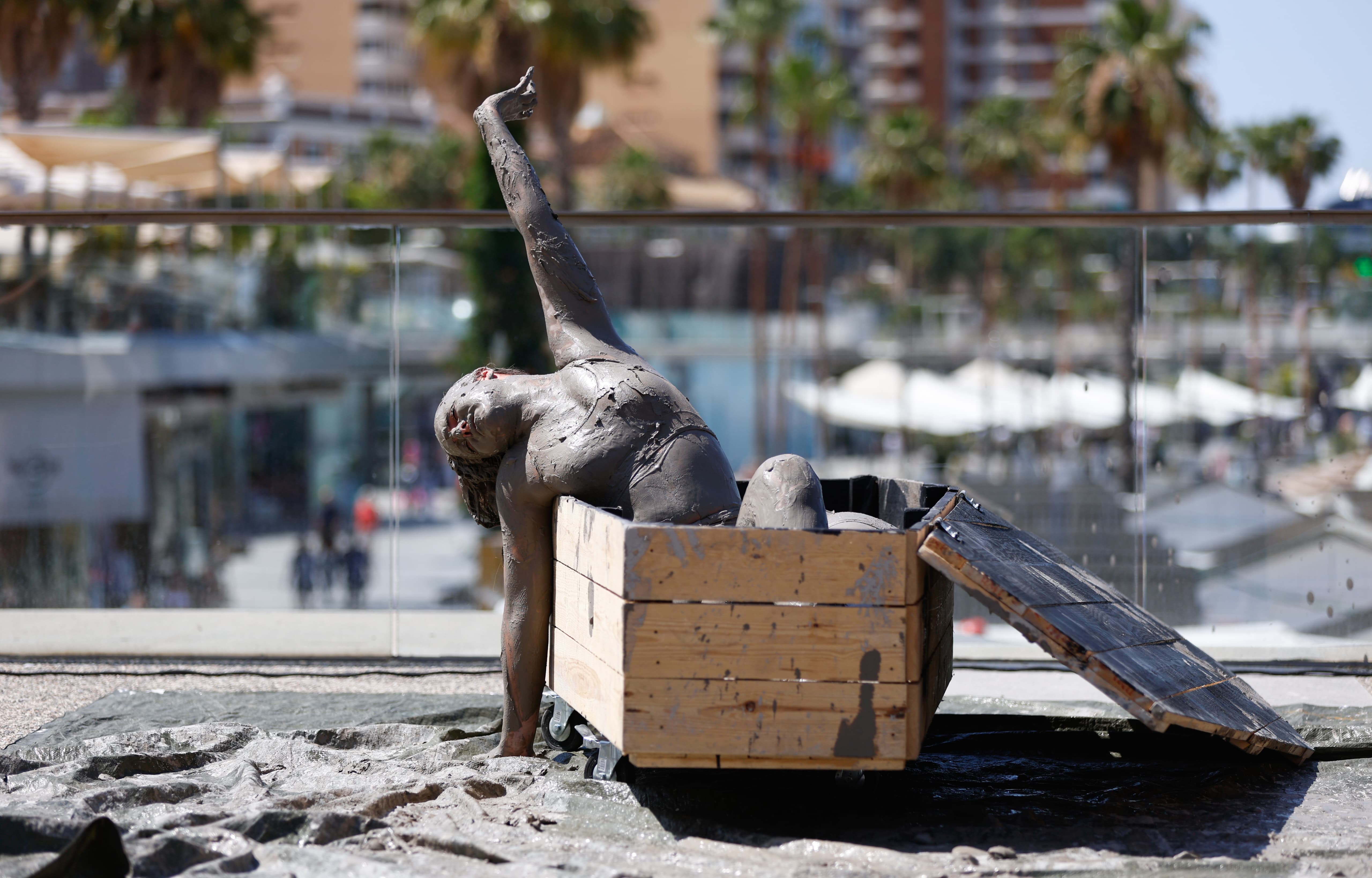 La Fura dels Baus promociona su nuevo espectáculo &#039;Sons&#039; en el Muelle Uno
