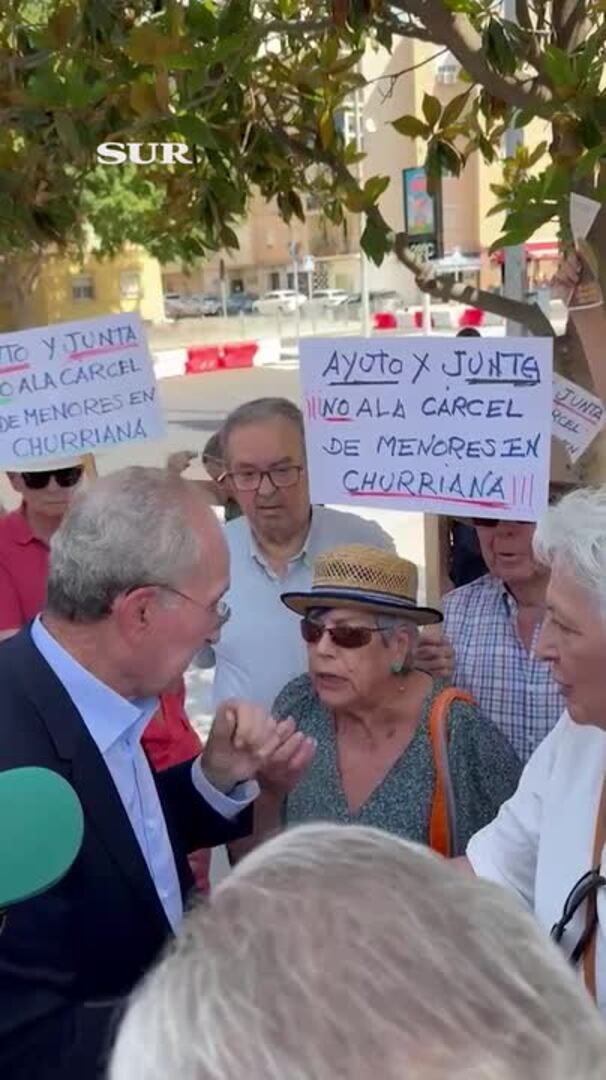 Los vecinos de Churriana arrancan al alcalde el compromiso de visitar mañana las instalaciones del centro de menores