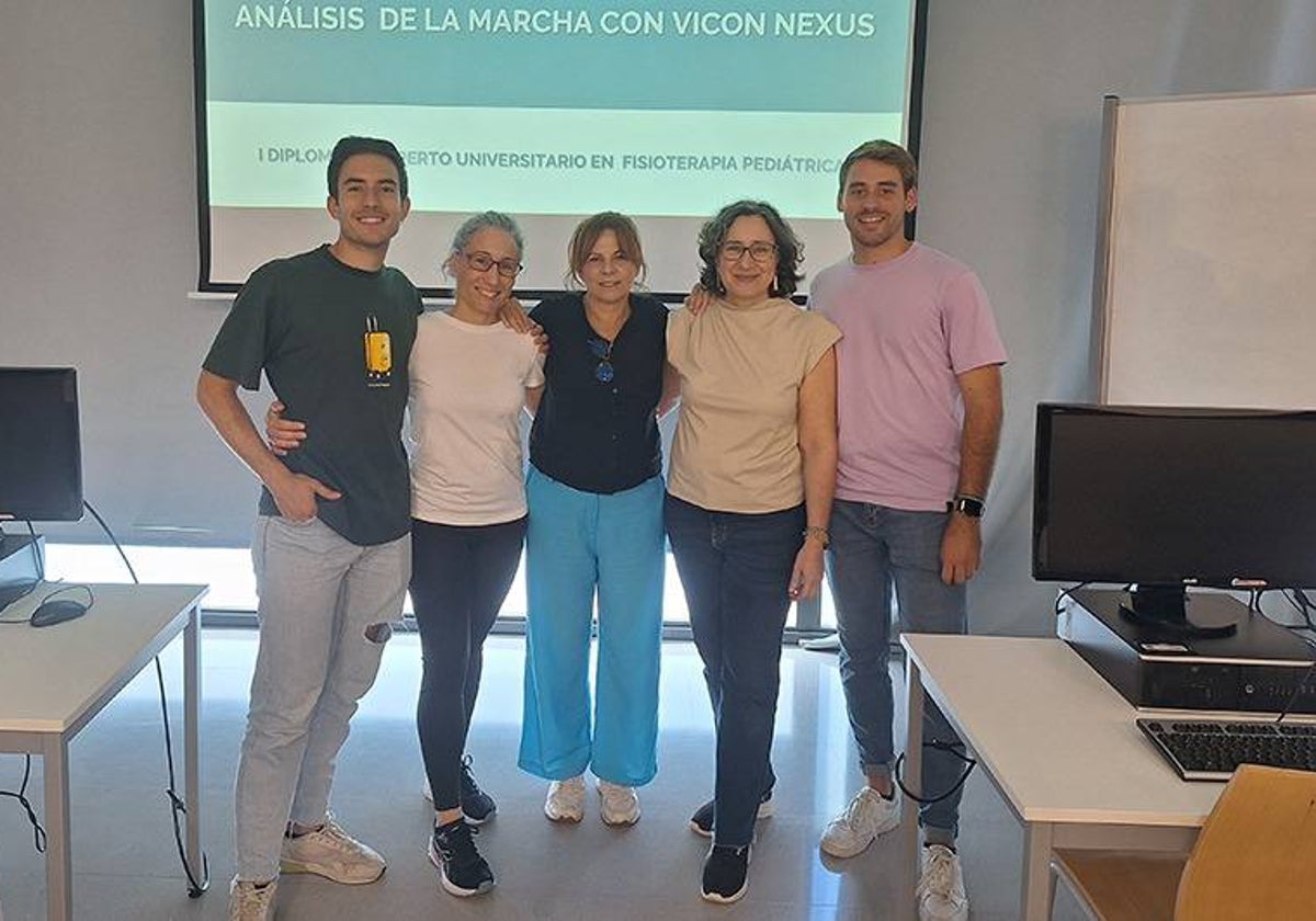 Investigadores de la UMA diseñan un andador pediátrico que facilita la marcha a niños con una discapacidad motora severa