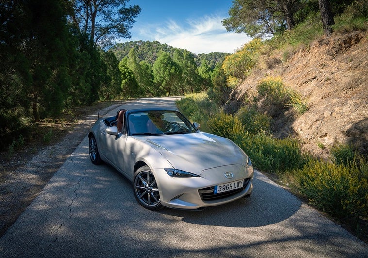 Mazda MX-5.