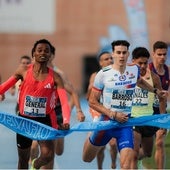 Nerja vuelve a vibrar con una apasionante edición de su 'meeting' de atletismo