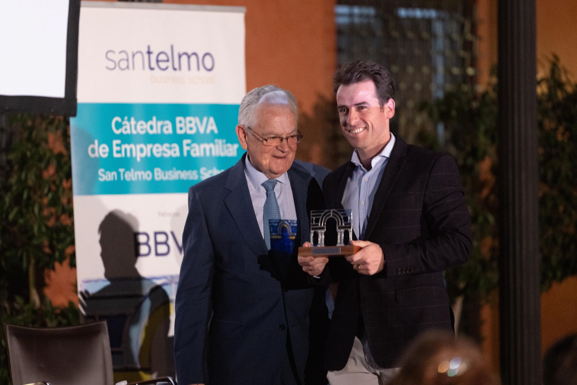 Entrega de los Premios Familia Empresa - Cátedra BBVA de Empresa Familiar de San Telmo Business School, en imágenes