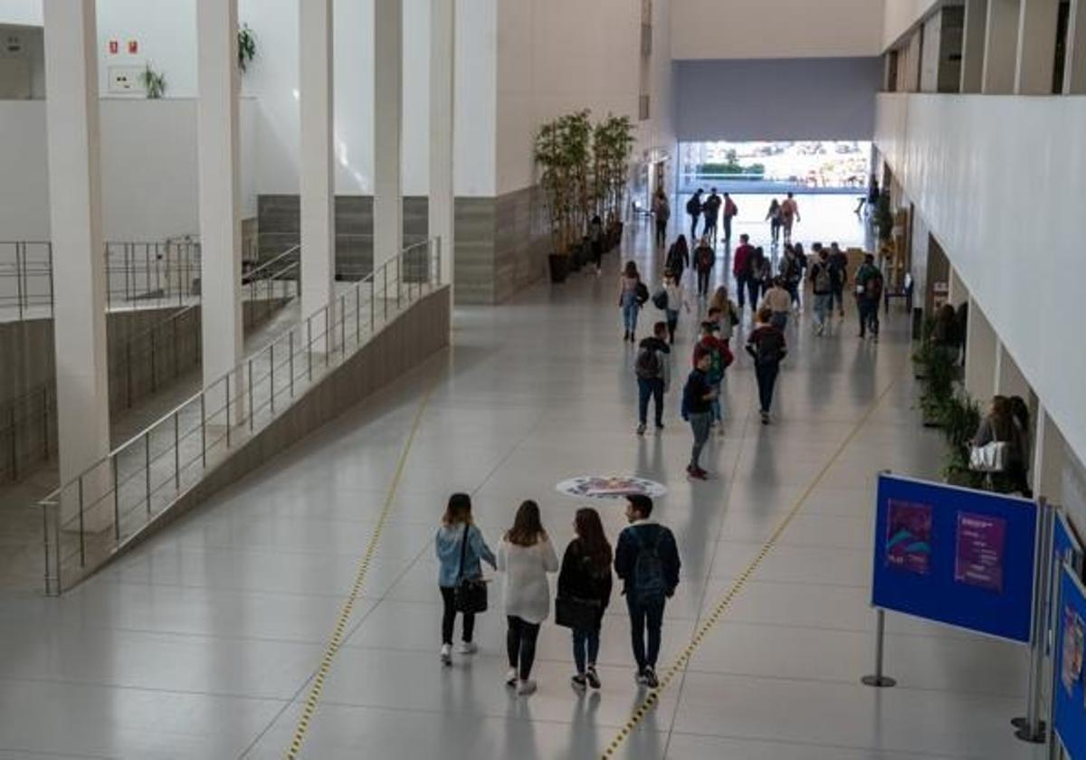 La UMA ofrecerá un máster que permitirá el acceso directo a la colegiación como gestor administrativo