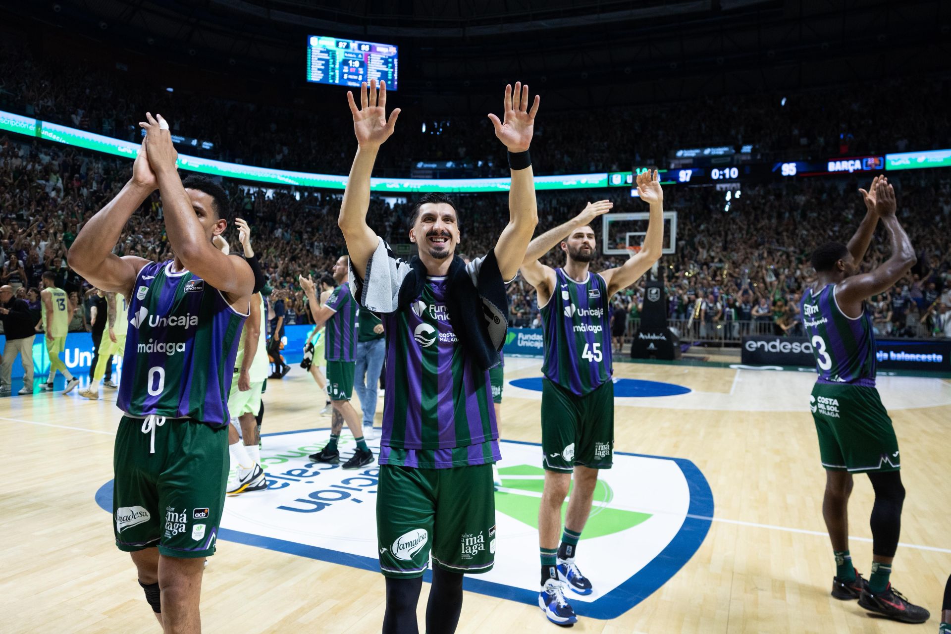 El vibrante Unicaja - Barcelona, en imágenes
