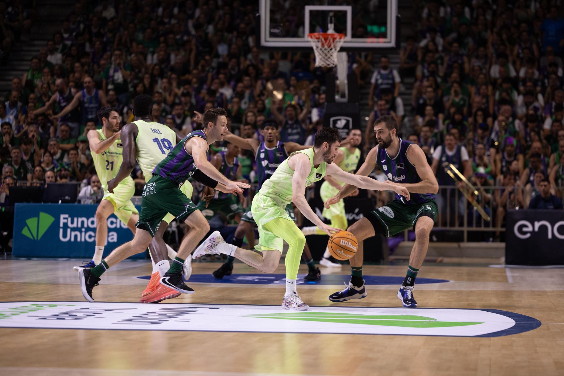 El vibrante Unicaja - Barcelona, en imágenes