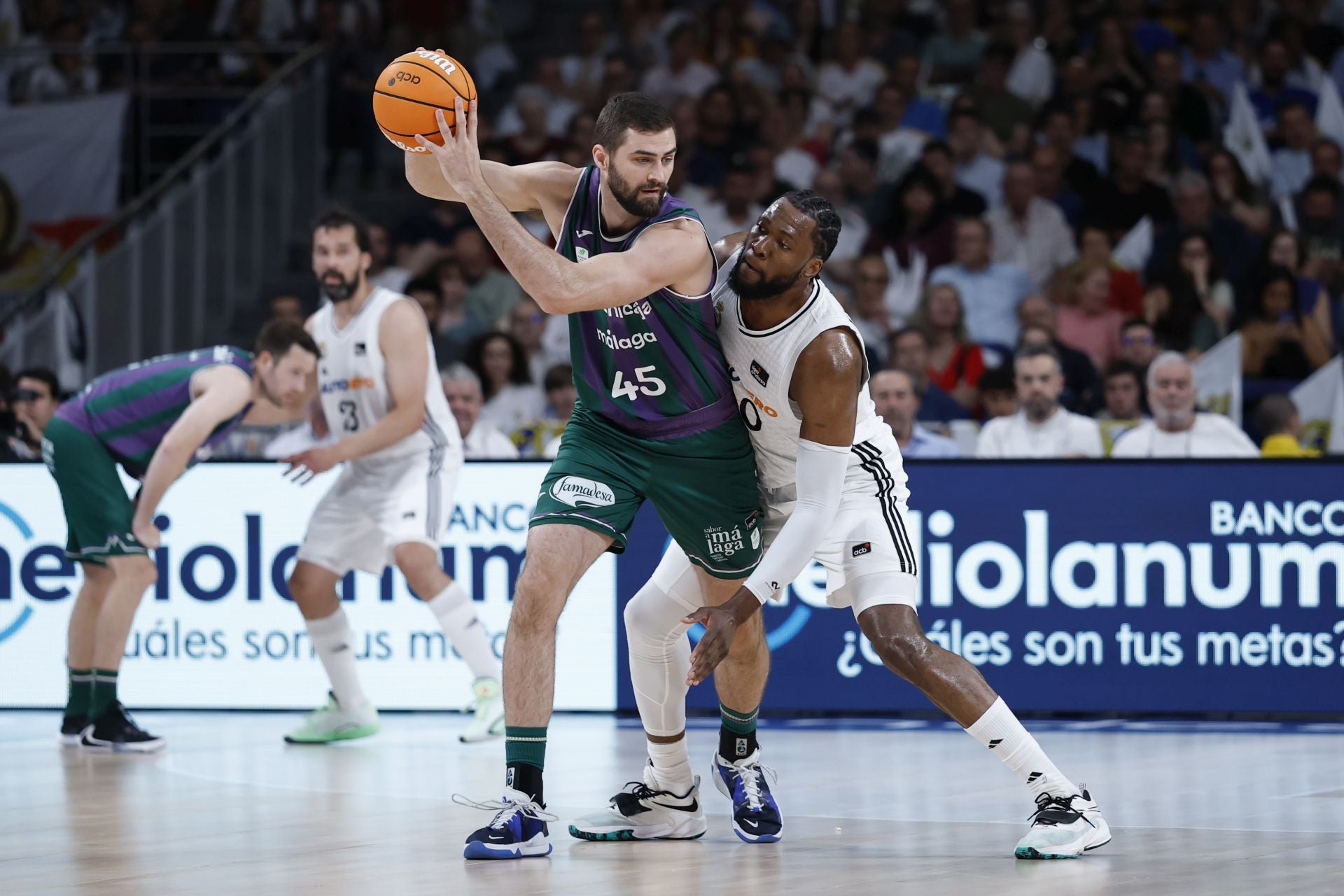 Las mejores imágenes del primer partido de las semifinales Unicaja-Real Madrid