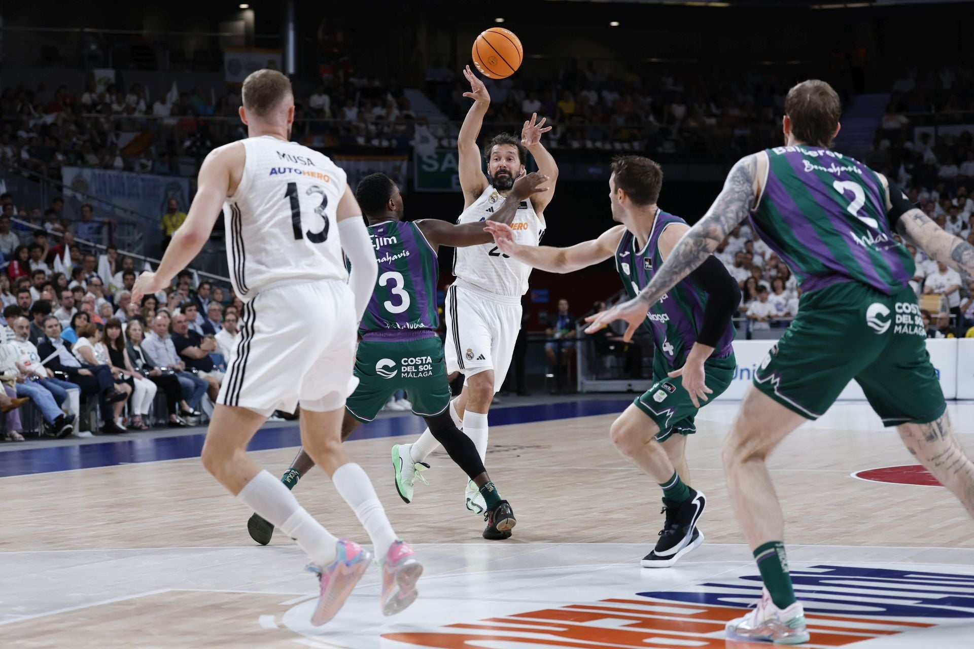 Las mejores imágenes del primer partido de las semifinales Unicaja-Real Madrid
